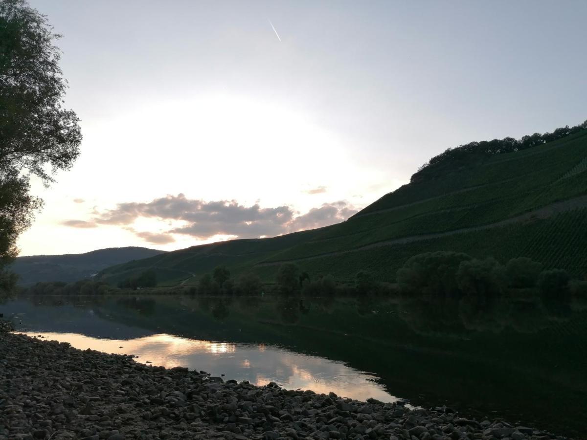 Fewo Sonnenlay - Apartments An Der Mosel Brauneberg Exterior photo